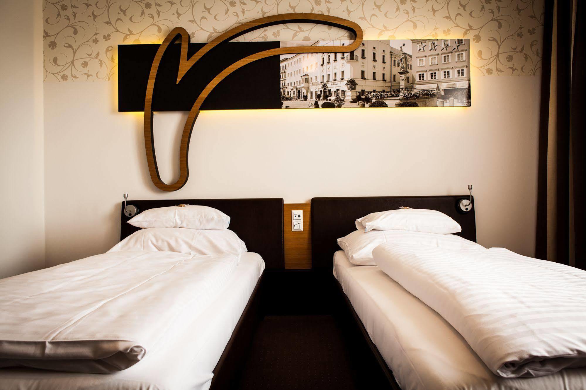 H+ Hotel Ried Ried im Innkreis Exterior foto